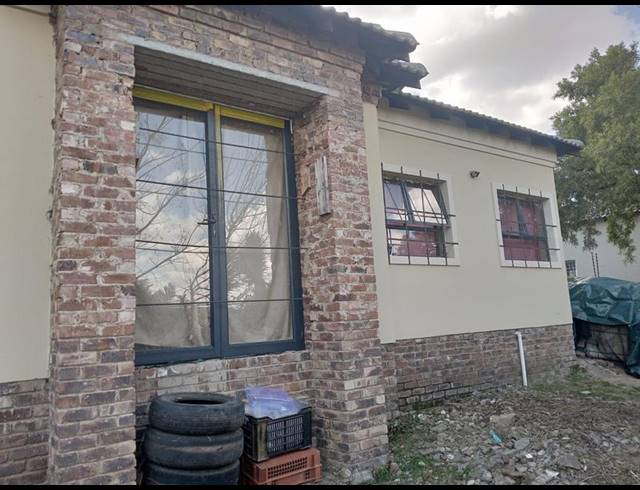 4 BEDROOM HOUSE FOR SALE IN VORNA VALLEY